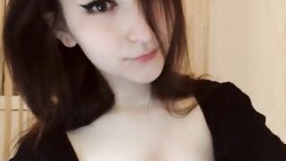 結希真琴 美艳巨乳自慰棒