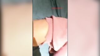 性感黑丝短裙美女下班和男同事一起吃饭时喝了加过东西的芬达后被带到酒店脱掉衣服狠狠爆操射了一背.