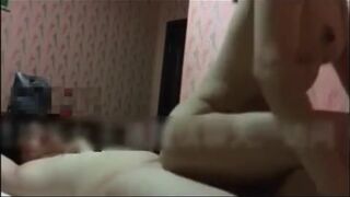 厦门水哥与邻家骚少妇意乱情迷无套抽插