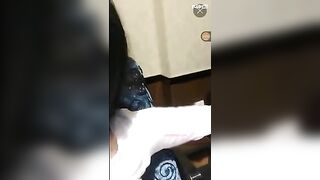 土豪哥哥带队刷了20万积分礼物让美乳主播去养生馆勾引男技师