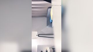 【战狼行动】3000网约极品女神，肤白貌美，D罩杯，粉嫩小樱桃，沙发掰穴粉鲍多汁，超清晰4K设备偷拍