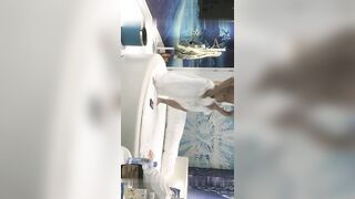 【文轩探花】高价外围，肤白如雪，甜美女神，美腿翘臀，温柔配合，激情啪啪真刺激