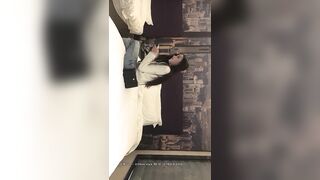 【步宾寻花】洋娃娃般的外围小姐姐，脸蛋精致漂亮，女神温柔可舌吻，性爱细节啪啪完美展示