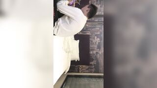 【步宾寻花】洋娃娃般的外围小姐姐，脸蛋精致漂亮，女神温柔可舌吻，性爱细节啪啪完美展示2