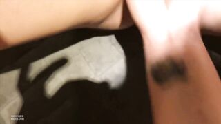 大漂亮骚女友 跳蛋扣逼搞舒服了淫水泛滥 再来给我舔鸡巴 最后一顿猛操内射