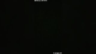 小奶猫平台收益榜第一名，一晚上35000多人民币收入，居家自慰，室外真实勾搭，疯狂啪啪，极品尤物，屌炸天，不可错过超精彩。