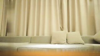 小宝寻花约了个白皙大奶妹子啪啪，舔弄口交上位骑乘后入大力猛操晃动奶子