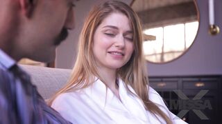 中文字幕 青春漂亮的女儿要去约会醋意大发的继父用自己的鸡巴让她听话老实，浑圆极品欲望身材硬啊1080P高清