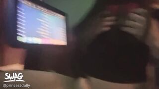 长腿女神『Princess』寒冷夜半找路人去唱KTV 热舞脱衣翘屁股蹭得他硬到不行