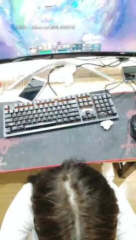 妖艳小骚货【瑶瑶KIYOMI】 超大胆 网吧包房勾搭屌丝男爆操学生妹 全裸无套抽插连干好几炮 高清源码录制 (1)