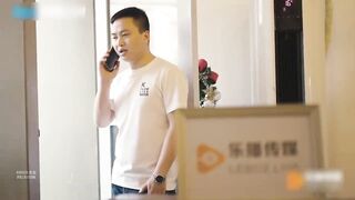 乐播传媒出品国产AV佳作 蜜桃成熟之兄妹蕉谈-董小宛