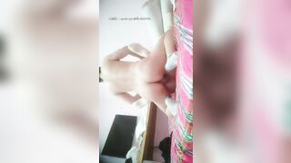 【嫖妓不戴套】4.21炮区扫街连续搞了2炮生活所迫刚出道的良家大波少妇卖肉被曰翻了完事又搞个说话温柔戴眼镜的文化鸡