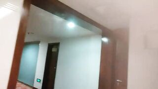 91李公子新秀老哥上门甜美妹子，洗完澡开操翘起屁股舔弄，上位骑乘大屁股上下套弄，抬腿侧入大力猛操