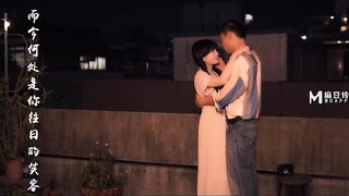 麻豆传媒最新出品90年代经典情色文学改编MD0165少年阿宾篇章三初识钰慧-沈娜娜