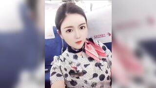 【麻花免费视频】【稀缺航空】2021最新@空姐兼职约炮 飞机上厕所丝袜诱惑Vol.2》高级空姐VIP群内流出 旗袍黑丝 白嫩美乳风情万种