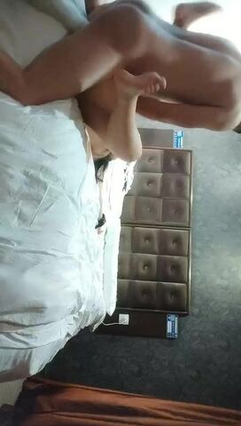 【麻花免费视频】探花小队另类玩法SM调教美臀小姐姐，第二场慢慢玩，女仆装带上情趣手铐，项圈牵伸爬行扣穴骑乘猛操