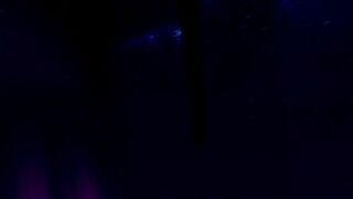 爱健身的小姐姐苗条身材一袭紧身衣太勾人了 骑乘插入一屁股坐在肉棒上起伏荡漾闭眼享受啪啪顶的呻吟销魂