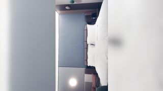 【麻花免费视频】赵总极品寻花深夜高素质外围妹，苗条身材大长腿一天三炮，深喉口交骑乘后入猛操，干的受不了按头口交