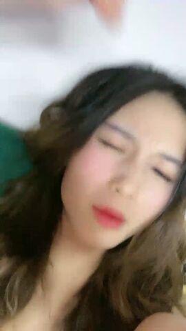 【麻花免费视频】一日女友居家玩弄淫穴一波流水