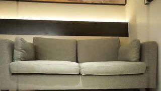 【麻花免费视频】3800元才把女神级极品性感外围女约到酒店