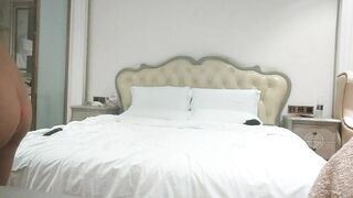 【麻花免费视频】无情的屌抽搐妹返场跳蛋大黑牛伺候骑乘爆操02