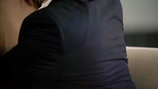 【麻花免费视频】第一个肛门为继女约瑟琳·凯利肛门诱惑大公鸡暴插