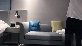 【麻花免费视频】胖男探花酒店约操美乳御姐口交上位01