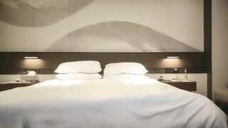 【麻花免费视频】二选一身材苗条白衣模特逼紧娇喘连连