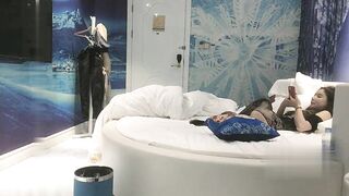 【麻花免费视频】极品女神苗条高颜值情趣黑丝美乳翘臀花式啪啪