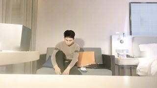 【麻花免费视频】约操风骚小少妇黑丝高跟诱惑粉嫩大胸尽情玩弄