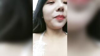 【麻花免费视频】风骚眼镜御姐口交阴茎深喉玩弄站立后入刺激