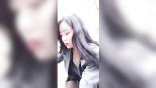 【麻花免费视频】饱满美腿御姐玩弄大鸡巴深喉站立深插打桩