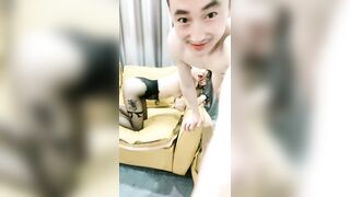 【麻花传媒视频】美少妇翘起双腿炮友舔逼跪在地上翘臀求操输出