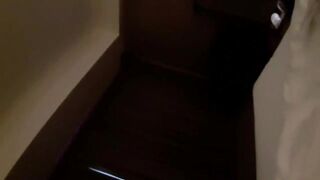 【麻花传媒视频】脸书小大波气质女神与金主啪啪露脸自拍流出兴奋的喘息呻吟声被疯狂输出