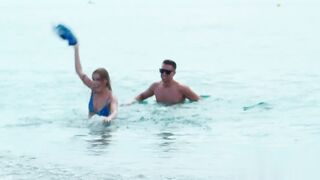 【麻花传媒视频】骚人妻在户外享受肛门交合的快感高潮