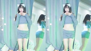 【麻花传媒视频】《顶流网红泄密》千元定制【咬一口兔娘】高端露三点裸舞