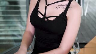 【麻花传媒视频】骚男玩弄菊花大鸡巴暴插小穴疯狂深入探索