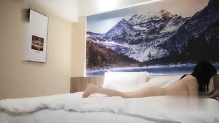 【麻花免费视频】小宝寻花高颜值甜美包臀裙妹子口交舔弄上位