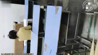 【麻花免费视频】真实姐弟乱伦_在教室抱住我极品姐姐强上有了第一次还想在楼道里操姐姐