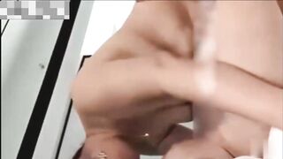 【麻花免费视频】【母子乱伦】48岁坦克妈妈，在儿子身上妈妈你轻点