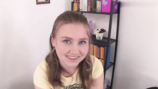 【麻花免费视频】疯狂的俄罗斯混蛋喜欢和新鲜青少年一起玩