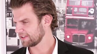 【麻花免费视频】苗条办公室荡妇  在三人行中一路操到喷水高潮