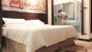 【麻花免费视频】高颜值性感黑衣妹子啪啪口交互舔猛操