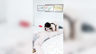 【麻花免费视频】车模性爱居家掰穴摸逼被屌男后入打桩内射.