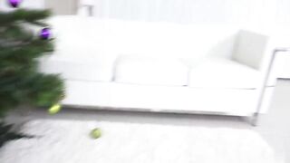 【麻花免费视频】圣诞节性爱各种轮流暴插菊花体内射精