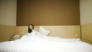 【麻花免费视频】三甲医院的护士小姐姐酒店偷情温柔美丽惹人疼