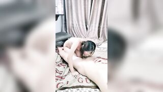 【麻花免费视频】白嫩萌妹深后入爆操浴室跪地洗澡