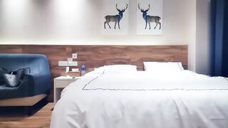 【麻花免费视频】约嫖肉肉身材妹子摸逼调情掰穴舔逼上位抽插