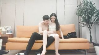 【麻花免费视频】黑丝美腿温柔文静现金支付拉着头发后入骑乘