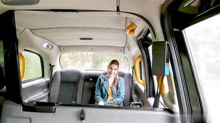 【麻花免费视频】令人惊叹的基拉爱在抓到饥渴的司机打飞机后给了他额外的帮助